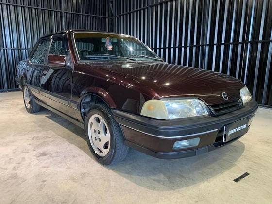 CHEVROLET MONZA 2.0 EFI CLASSIC SE 8V ÁLCOOL 4P MANUAL